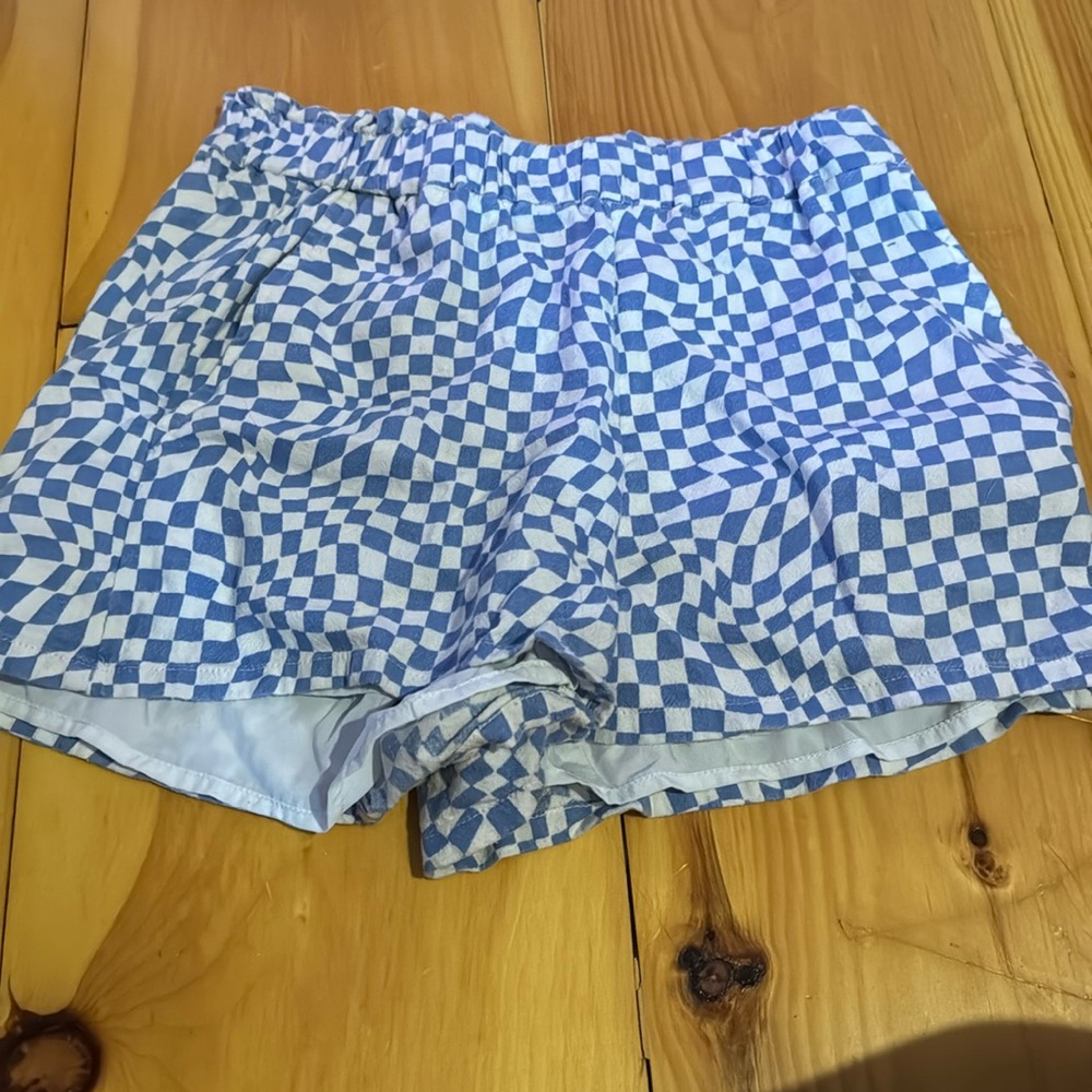 Hollister white and blue checkered shorts